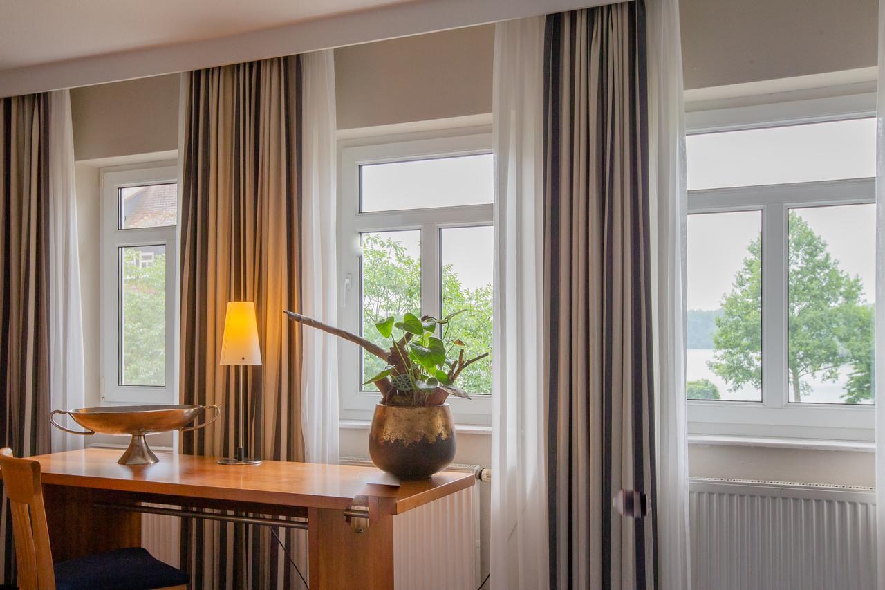 Seehotel Niedernberg - Das Dorf Am See Kültér fotó